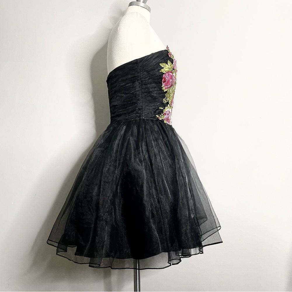 BETSEY JOHNSON COLLECTION Floral Beaded Organza Strapless Cocktail Mini Dress - Picture 2 of 5